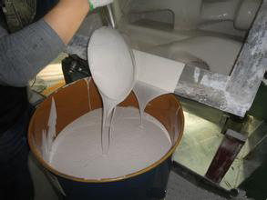耐低溫模具硅膠能耐低溫多少度？